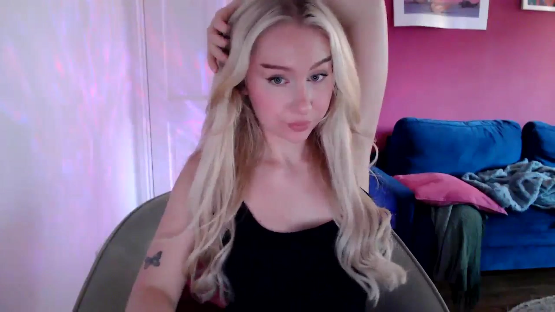Gallery image thumbnail from PetiteAvax's myfreecams stream on, 09/04/2024, 17:46 image 4 of 20