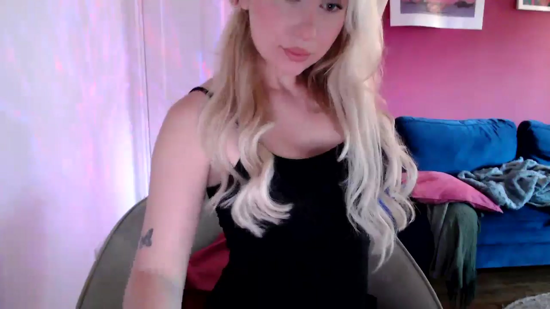 Gallery image thumbnail from PetiteAvax's myfreecams stream on, 09/04/2024, 17:46 image 2 of 20