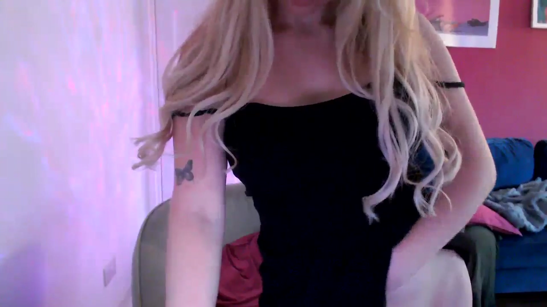 Gallery image thumbnail from PetiteAvax's myfreecams stream on, 09/04/2024, 17:46 image 16 of 20