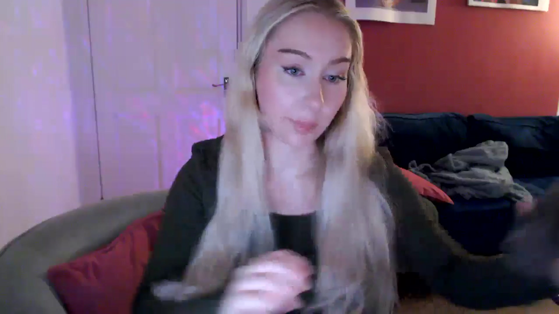 Gallery image thumbnail from PetiteAvax's myfreecams stream on, 09/05/2024, 19:10 image 15 of 20