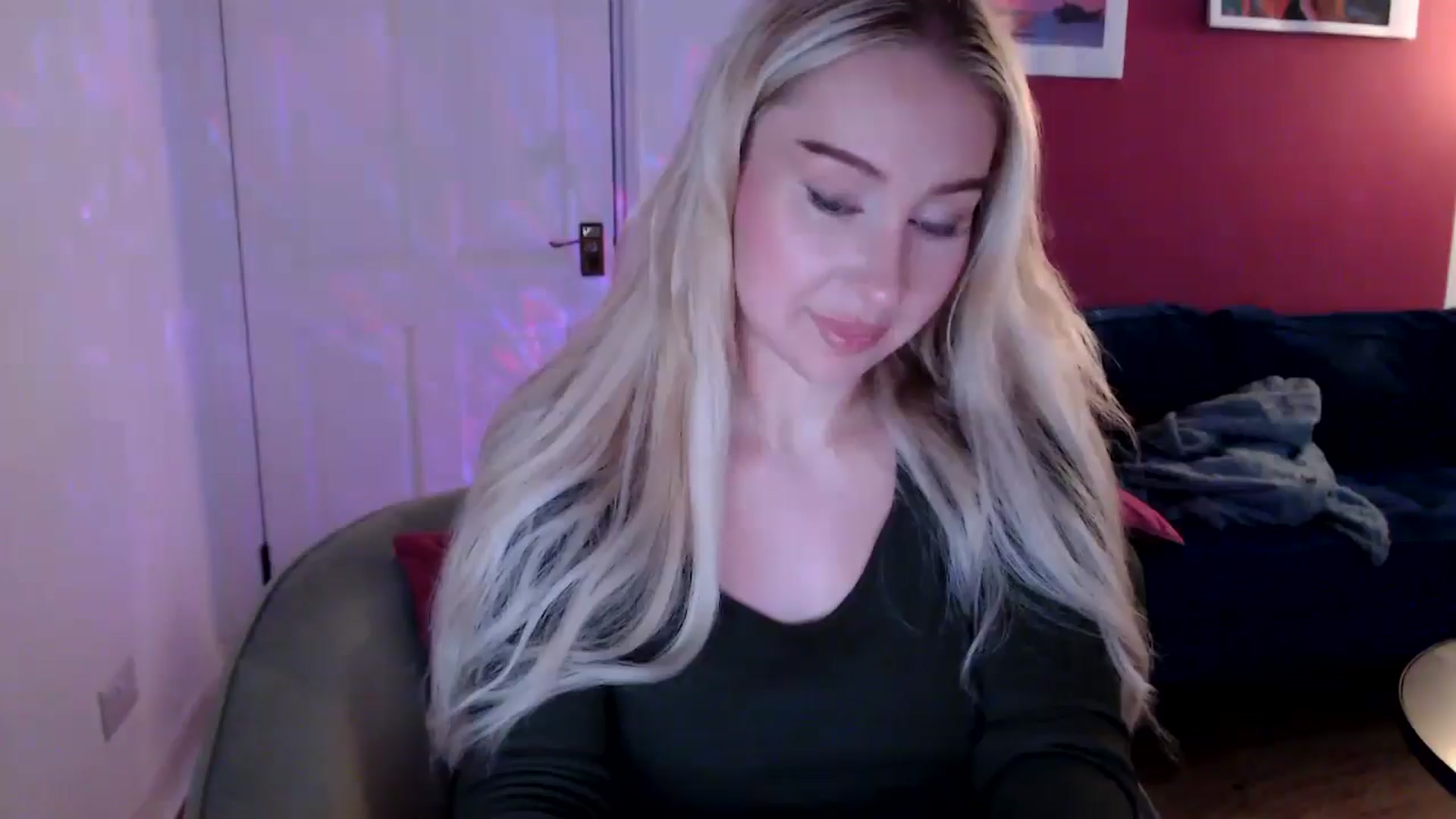 Gallery image thumbnail from PetiteAvax's myfreecams stream on, 09/05/2024, 19:10 image 6 of 20