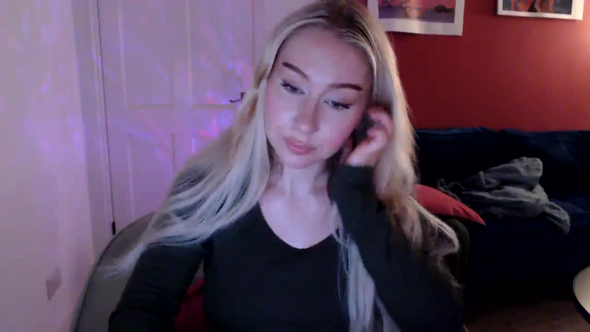 Gallery image thumbnail from PetiteAvax's myfreecams stream on, 09/05/2024, 20:08 image 3 of 20