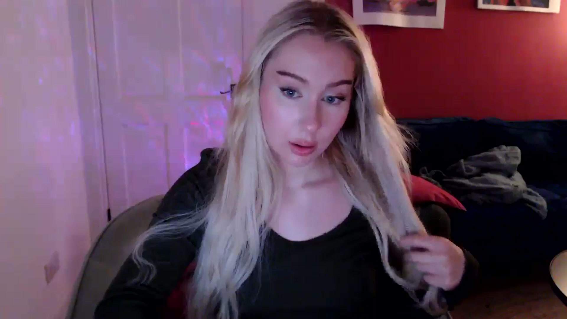 Gallery image thumbnail from PetiteAvax's myfreecams stream on, 09/05/2024, 20:08 image 5 of 20