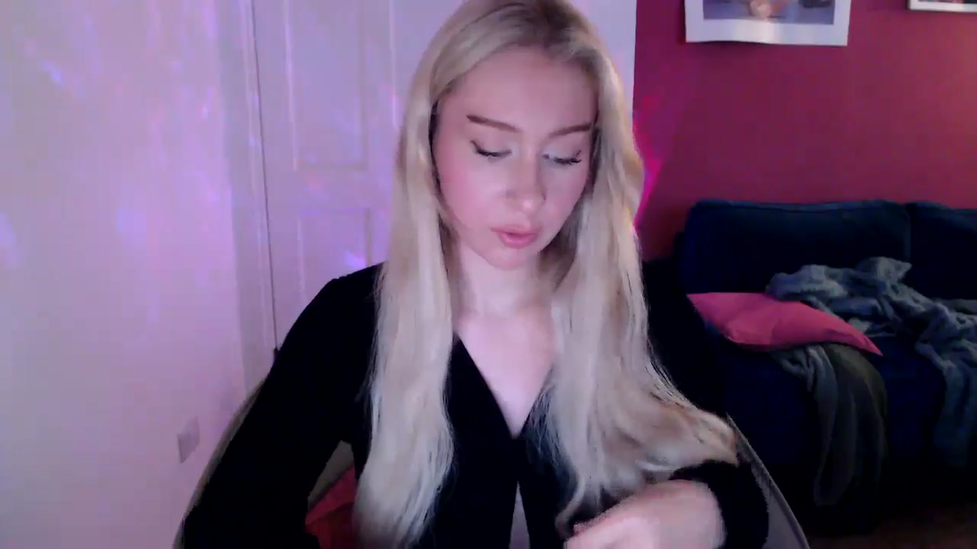 Gallery image thumbnail from PetiteAvax's myfreecams stream on, 09/06/2024, 20:57 image 5 of 20