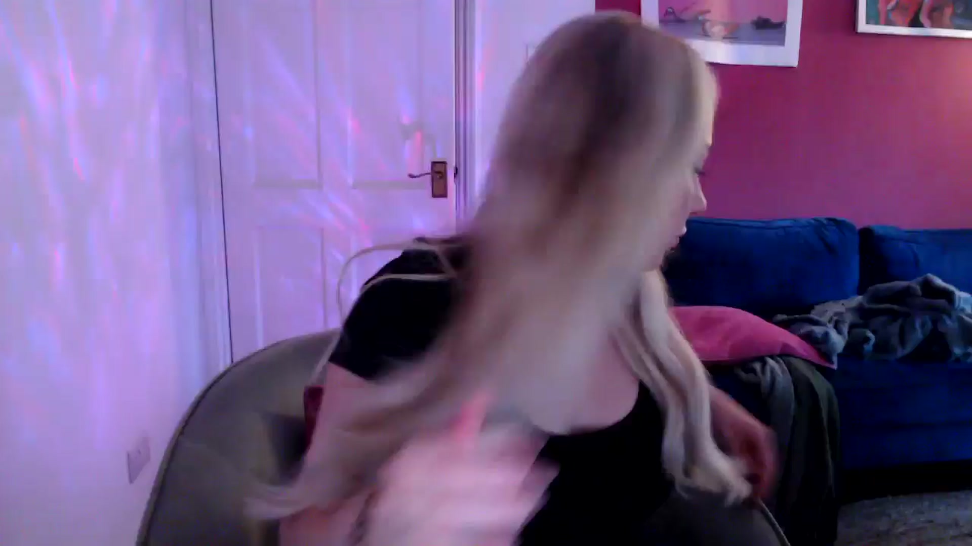 Gallery image thumbnail from PetiteAvax's myfreecams stream on, 09/07/2024, 19:10 image 1 of 20