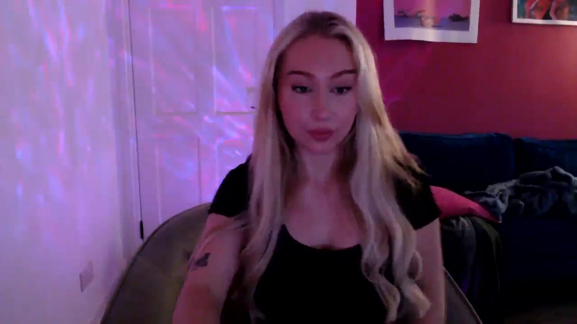 Gallery image thumbnail from PetiteAvax's myfreecams stream on, 09/07/2024, 19:10 image 3 of 20