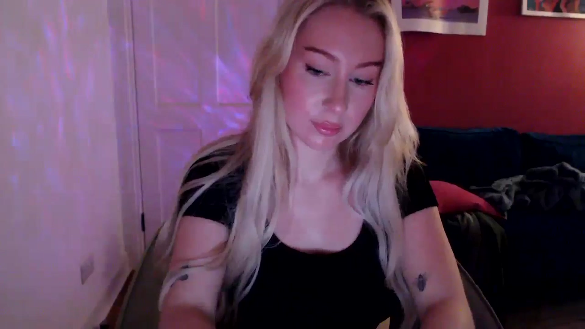 Gallery image thumbnail from PetiteAvax's myfreecams stream on, 09/07/2024, 19:10 image 10 of 20