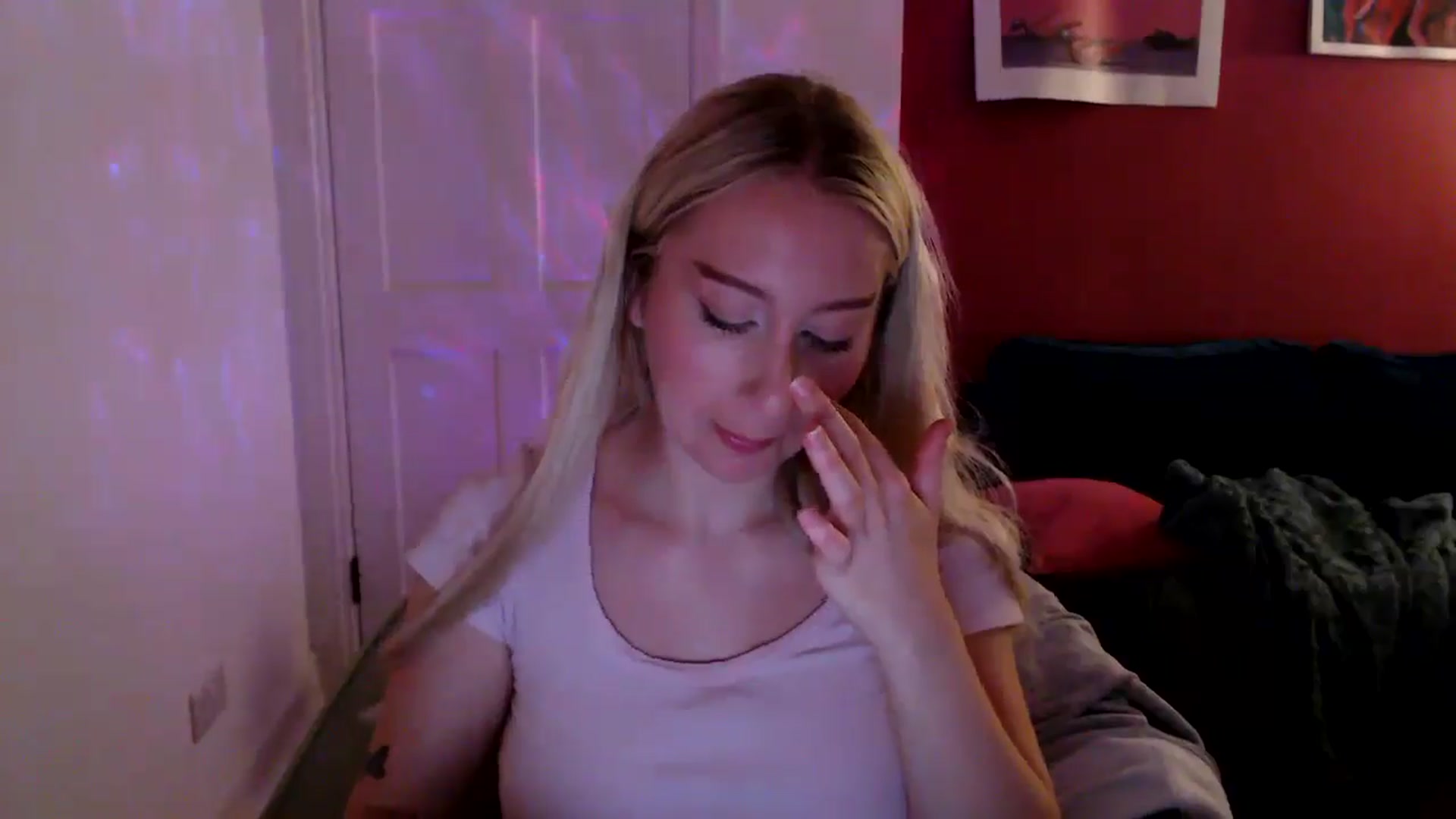 Gallery image thumbnail from PetiteAvax's myfreecams stream on, 09/08/2024, 18:57 image 20 of 20