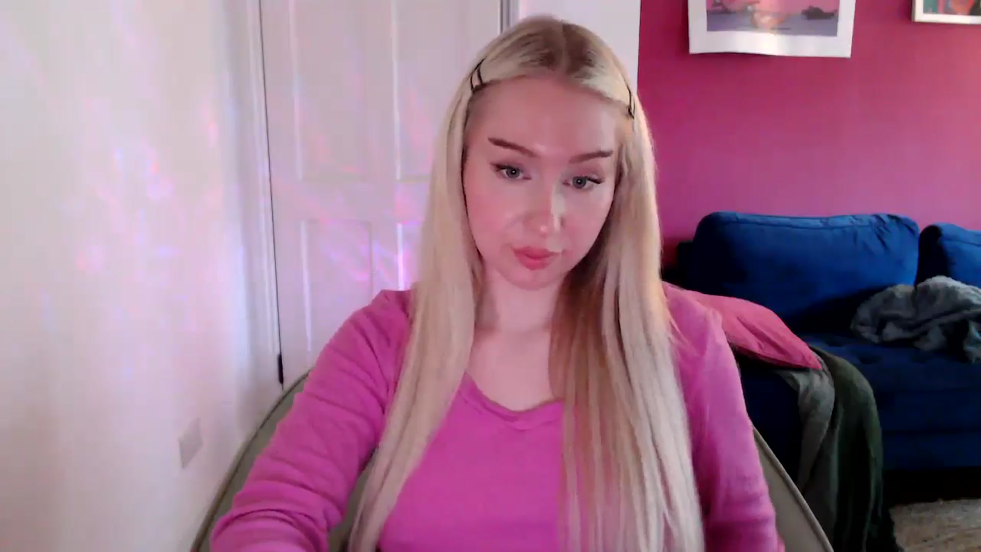 Gallery image thumbnail from PetiteAvax's myfreecams stream on, 09/09/2024, 15:55 image 8 of 20