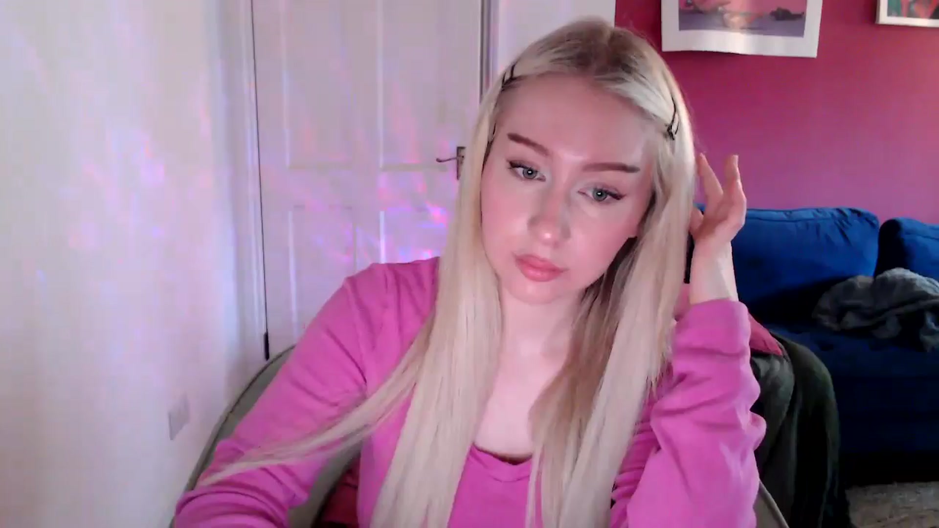 Gallery image thumbnail from PetiteAvax's myfreecams stream on, 09/09/2024, 15:55 image 4 of 20