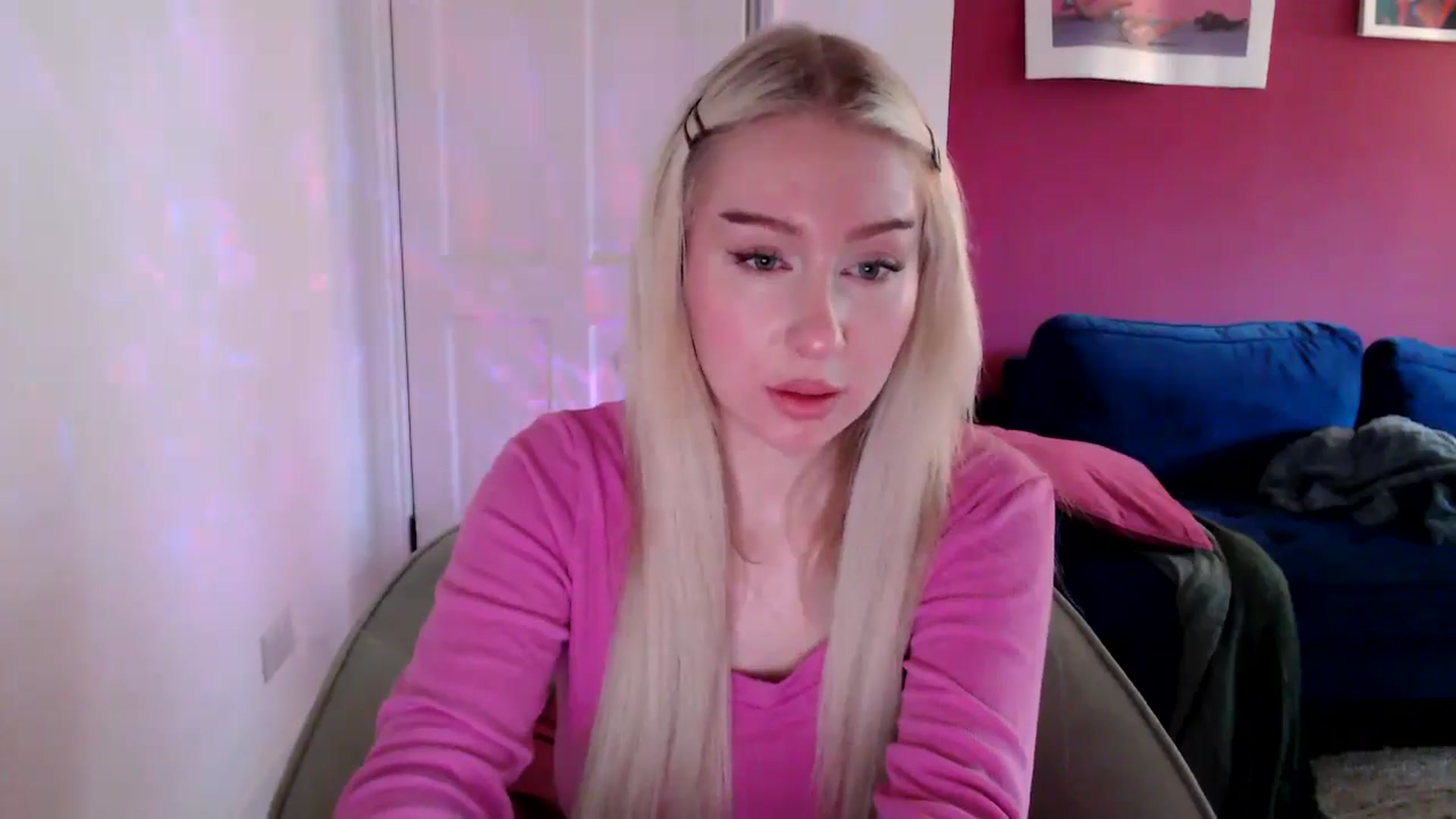 Gallery image thumbnail from PetiteAvax's myfreecams stream on, 09/09/2024, 15:55 image 2 of 20