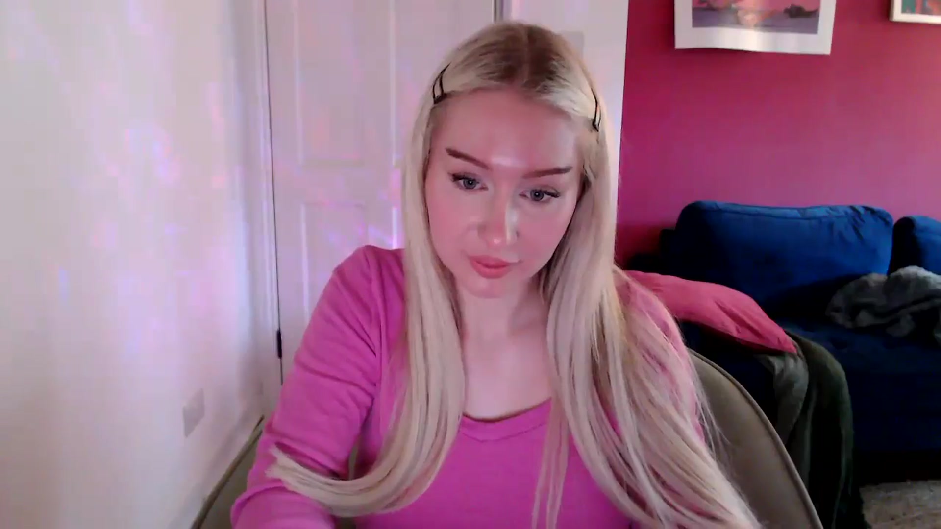 Gallery image thumbnail from PetiteAvax's myfreecams stream on, 09/09/2024, 16:50 image 13 of 20