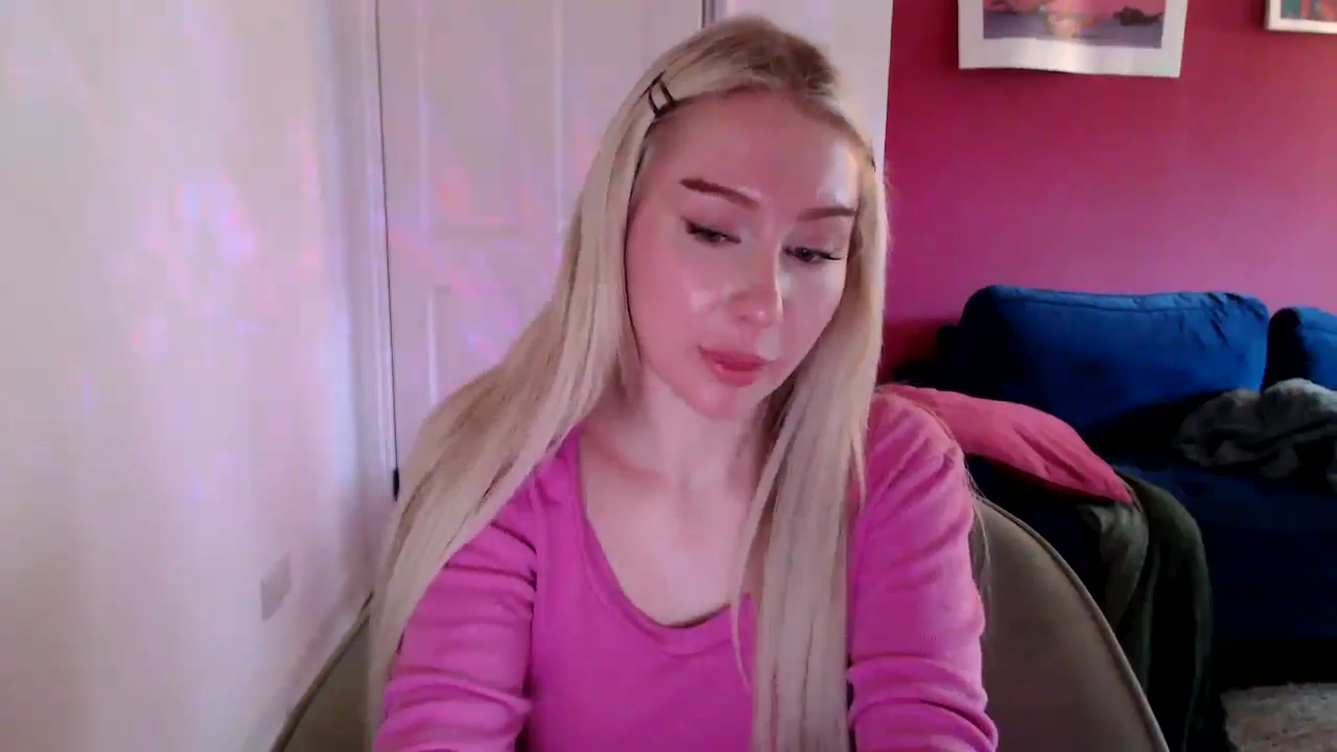 Gallery image thumbnail from PetiteAvax's myfreecams stream on, 09/09/2024, 16:50 image 14 of 20