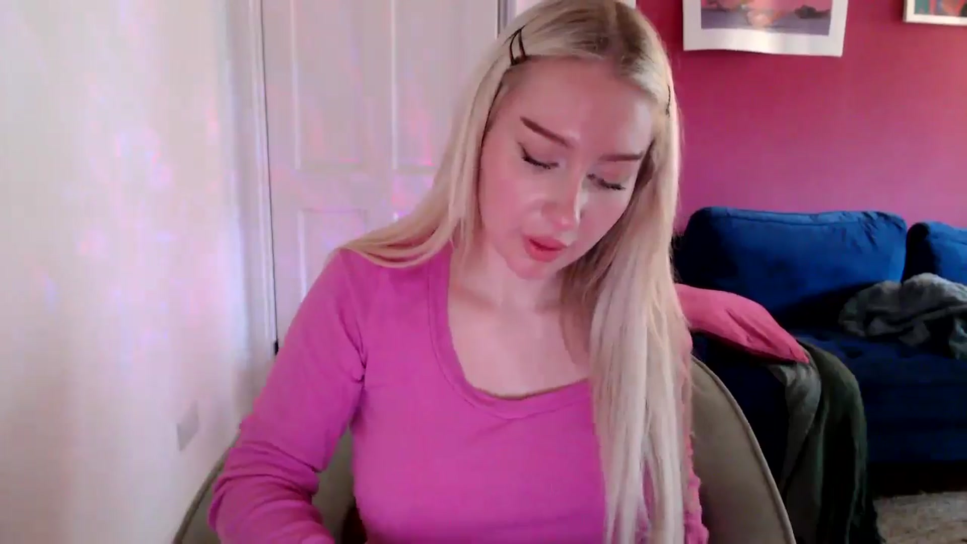 Gallery image thumbnail from PetiteAvax's myfreecams stream on, 09/09/2024, 16:50 image 7 of 20
