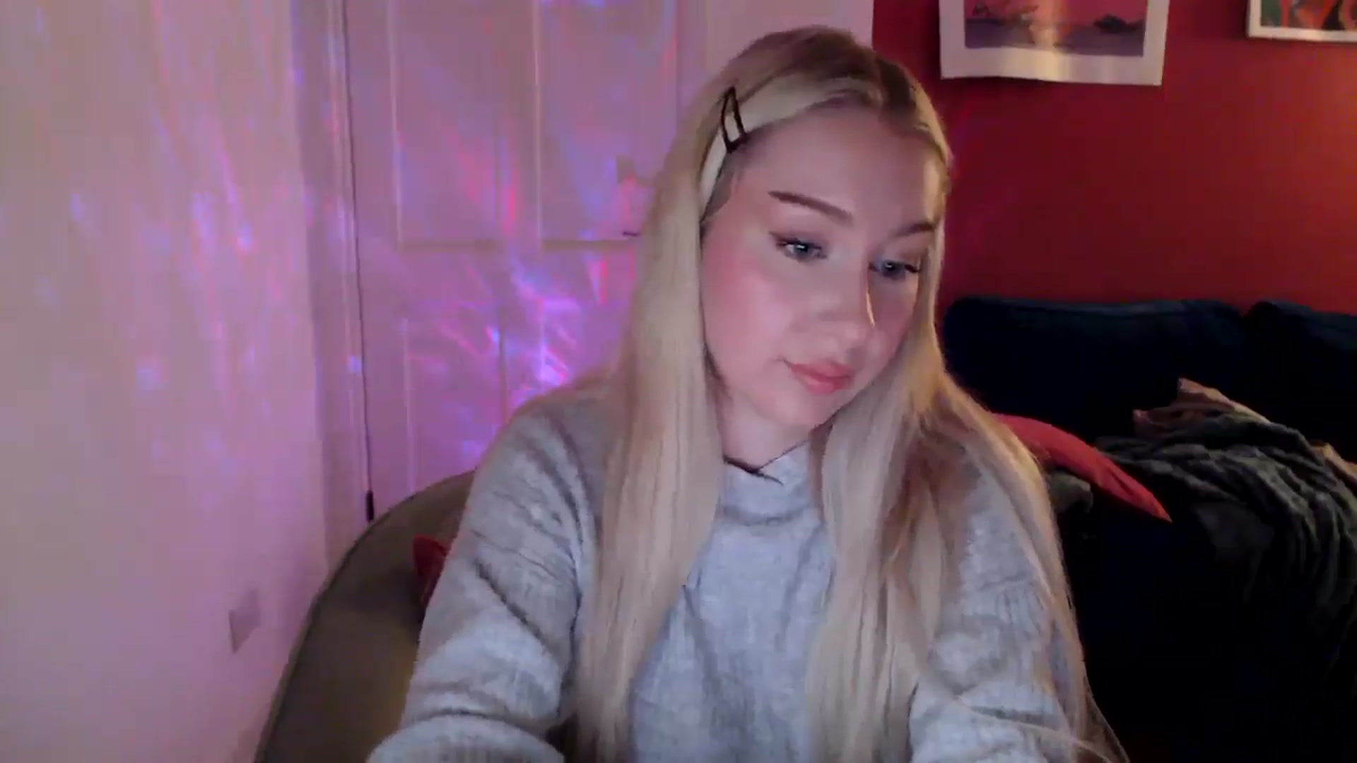 Gallery image thumbnail from PetiteAvax's myfreecams stream on, 09/10/2024, 18:46 image 11 of 20
