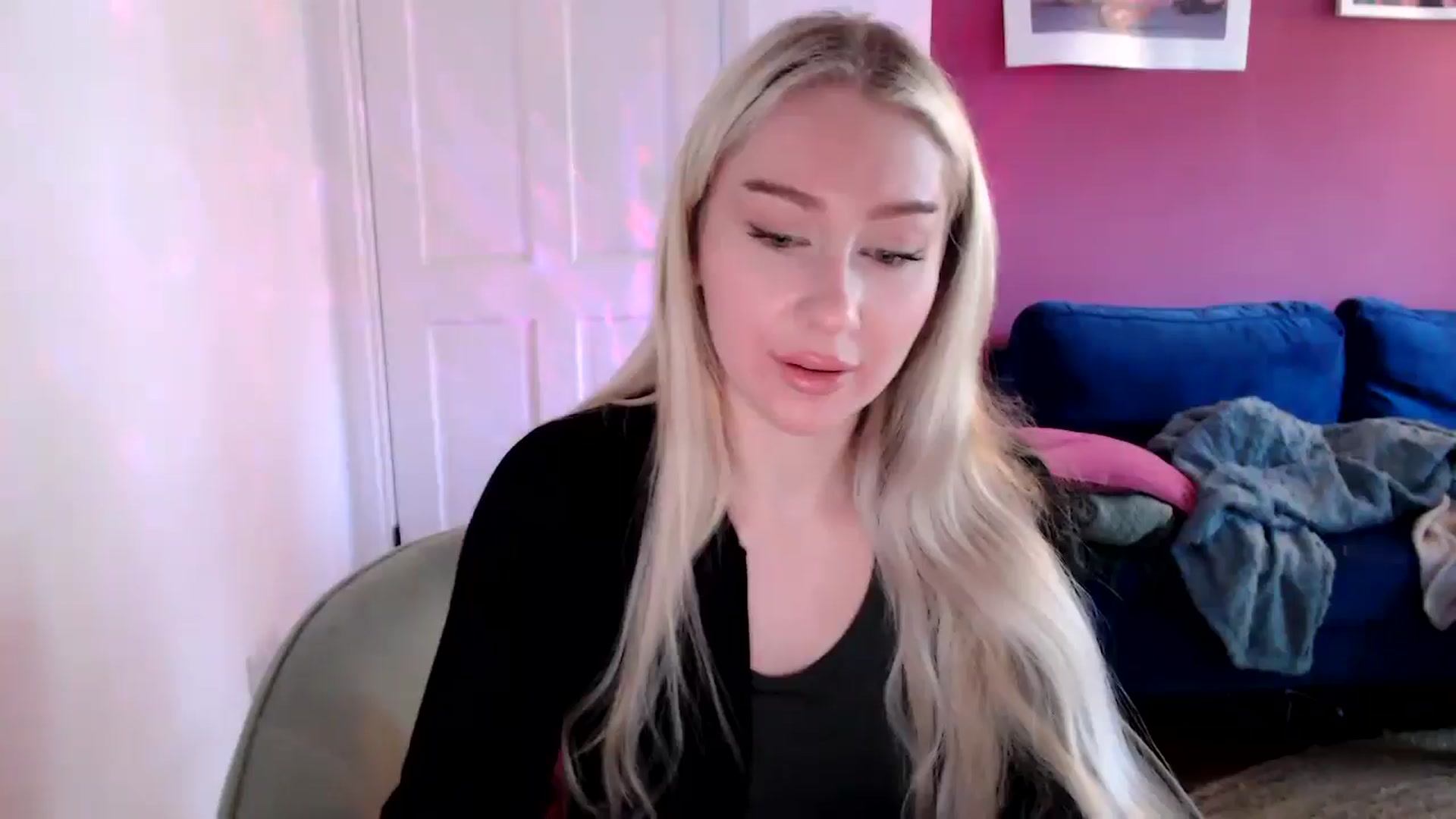 Gallery image thumbnail from PetiteAvax's myfreecams stream on, 09/11/2024, 09:25 image 14 of 20
