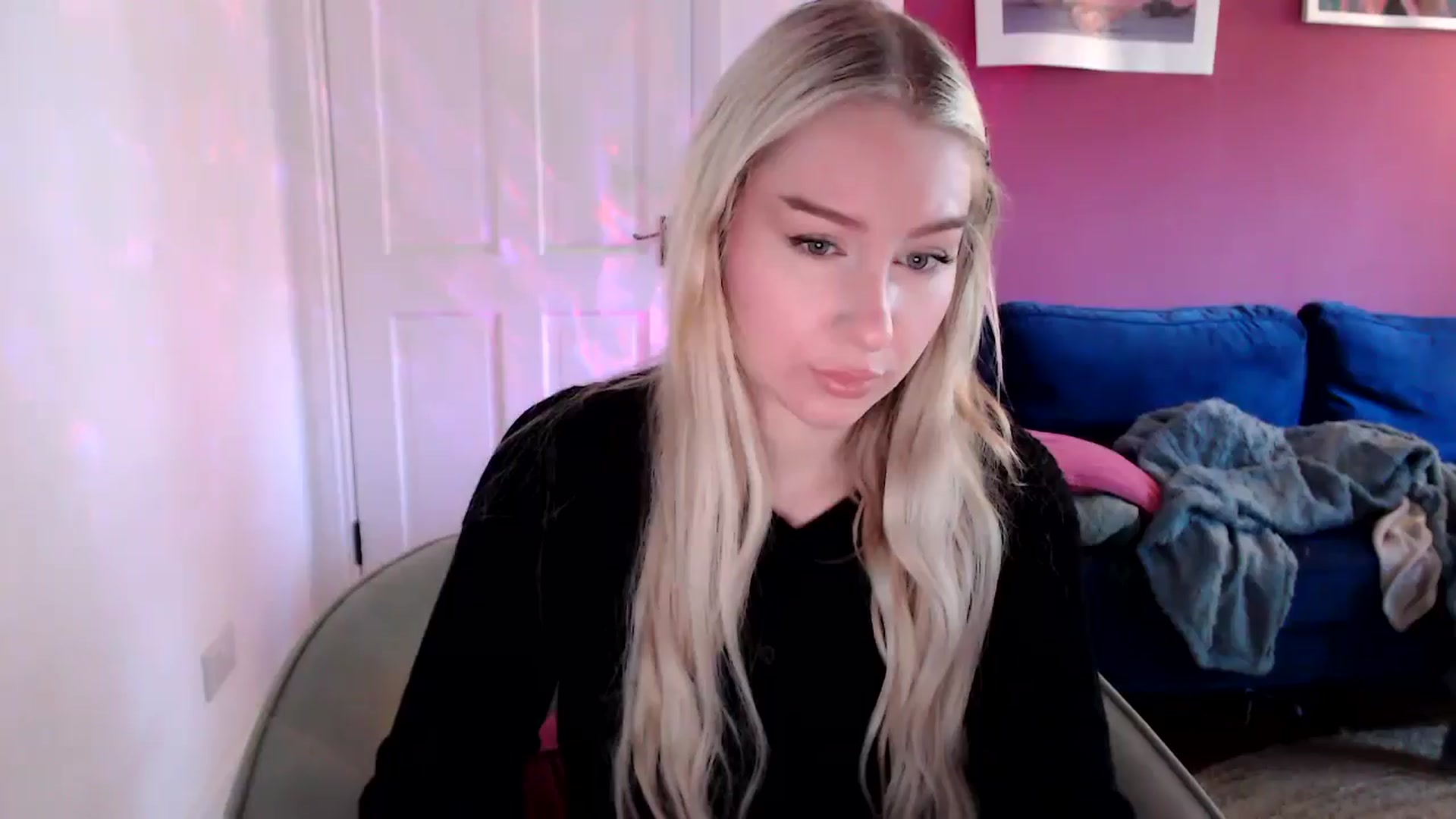 Gallery image thumbnail from PetiteAvax's myfreecams stream on, 09/11/2024, 09:25 image 8 of 20