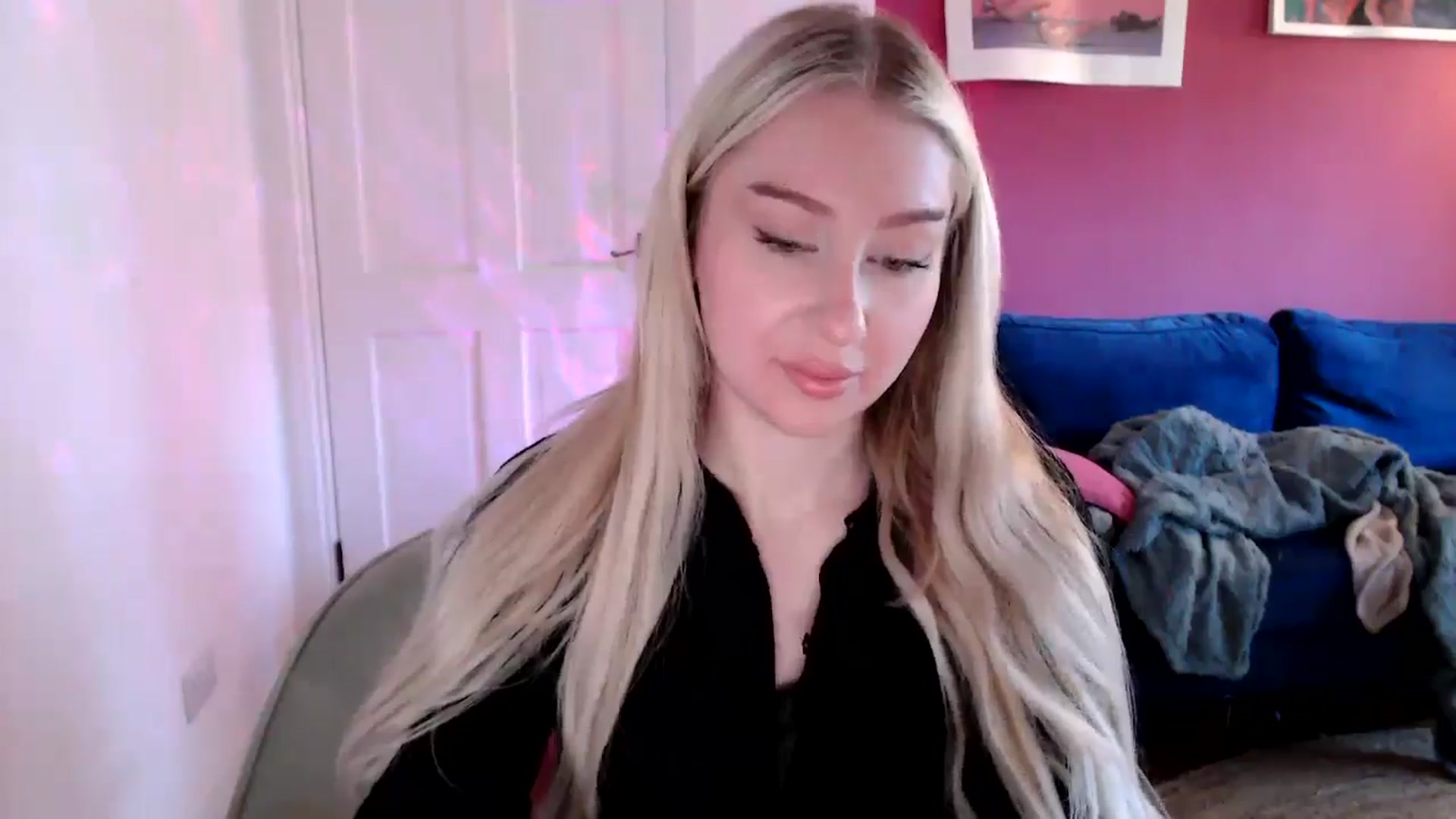 Gallery image thumbnail from PetiteAvax's myfreecams stream on, 09/11/2024, 09:25 image 20 of 20