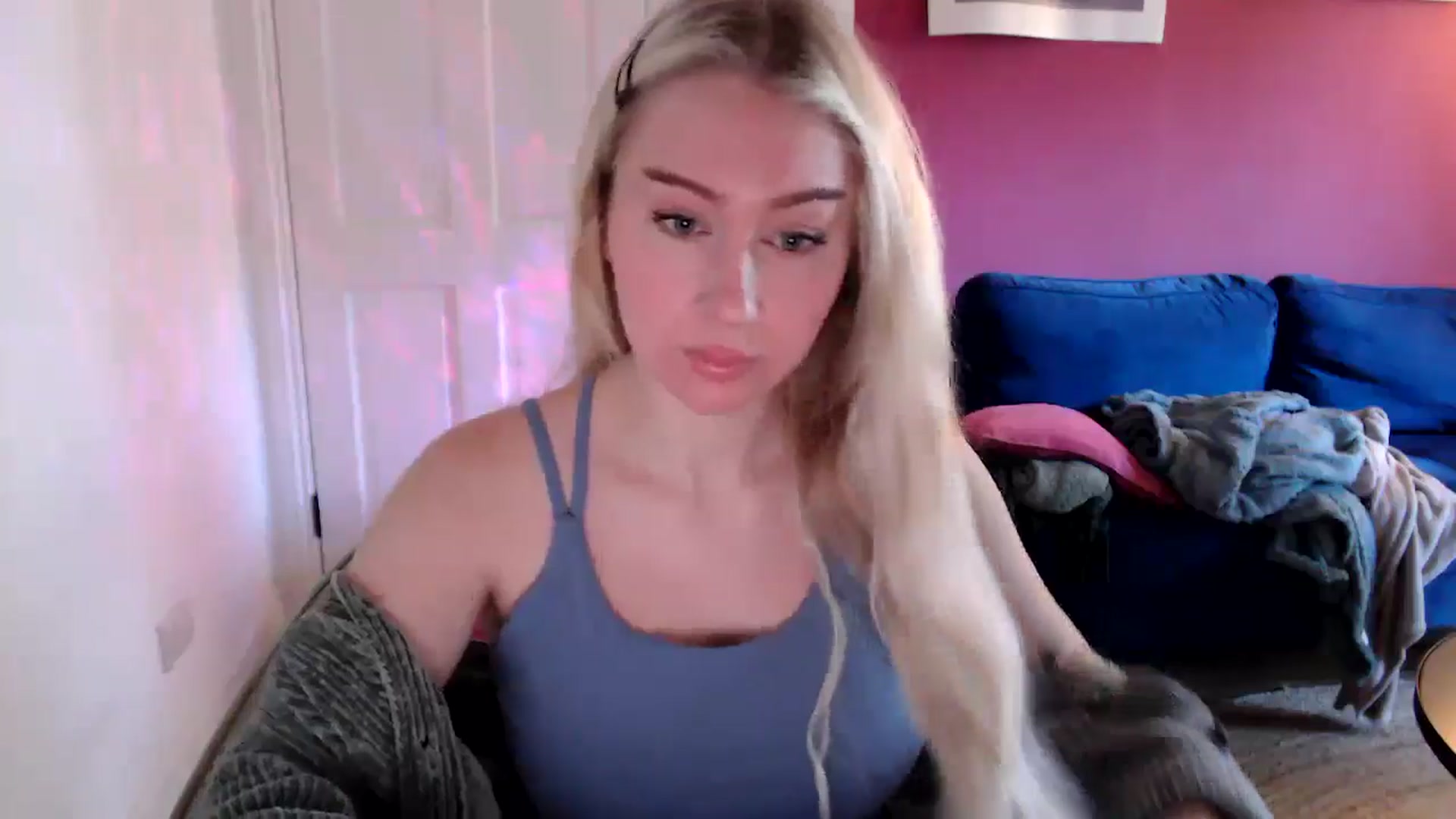 Gallery image thumbnail from PetiteAvax's myfreecams stream on, 09/12/2024, 08:43 image 20 of 20