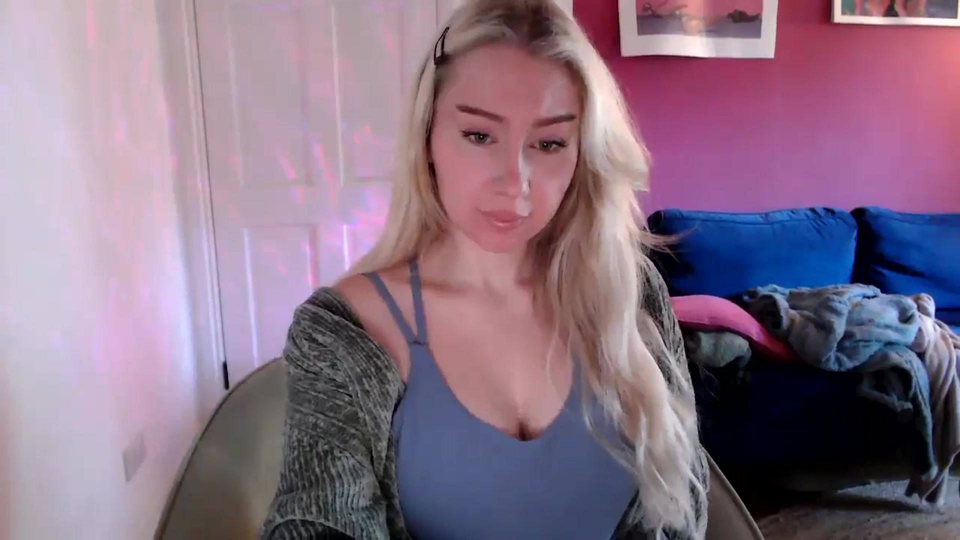 Gallery image thumbnail from PetiteAvax's myfreecams stream on, 09/12/2024, 08:43 image 7 of 20