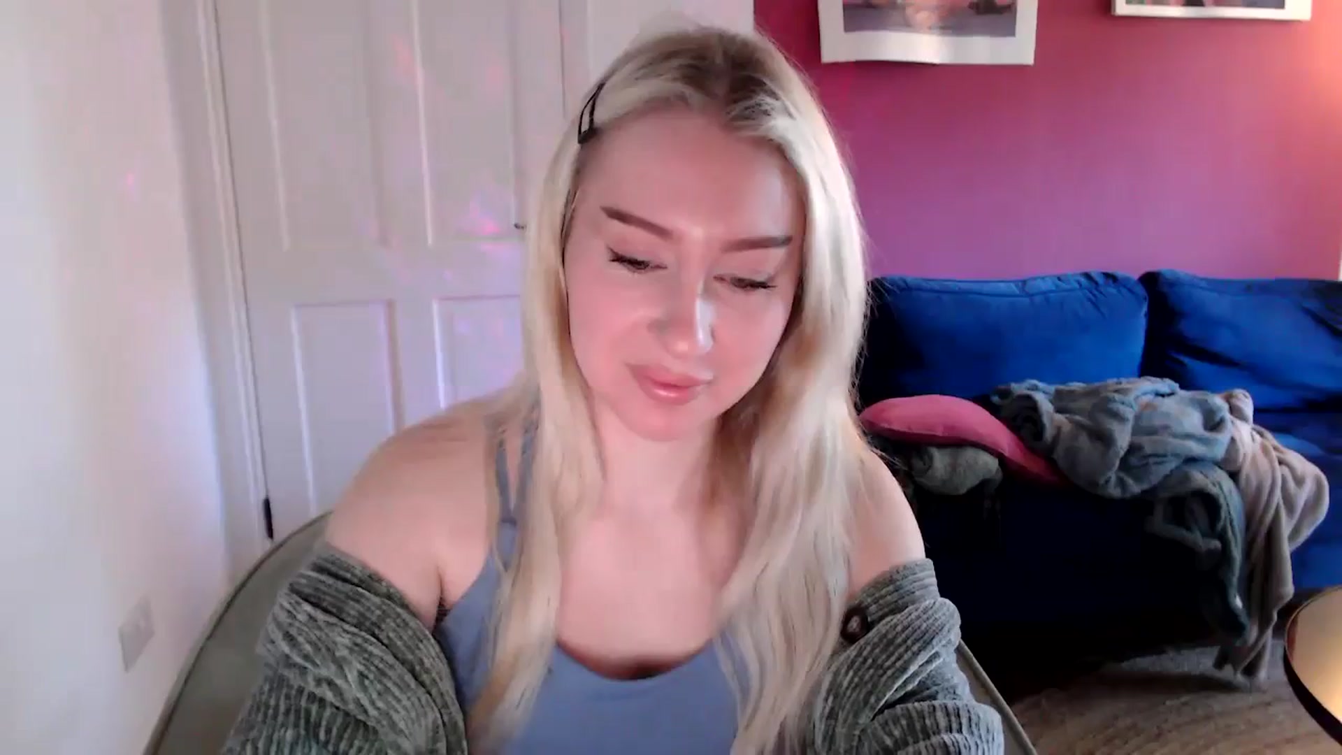 Gallery image thumbnail from PetiteAvax's myfreecams stream on, 09/12/2024, 09:27 image 2 of 20