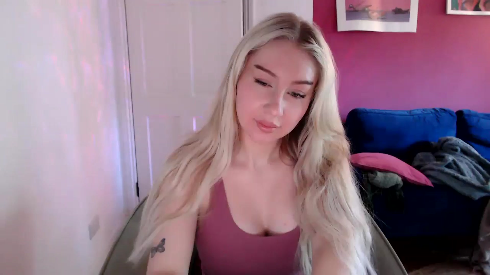 Gallery image thumbnail from PetiteAvax's myfreecams stream on, 09/13/2024, 09:06 image 19 of 20