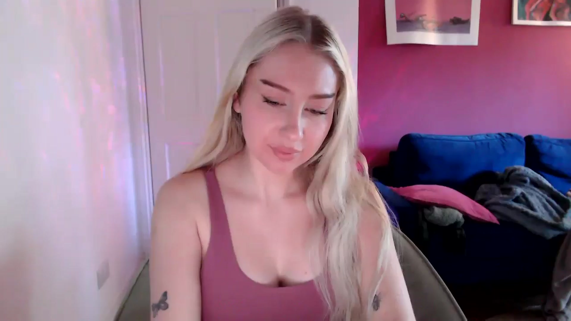 Gallery image thumbnail from PetiteAvax's myfreecams stream on, 09/13/2024, 09:06 image 18 of 20