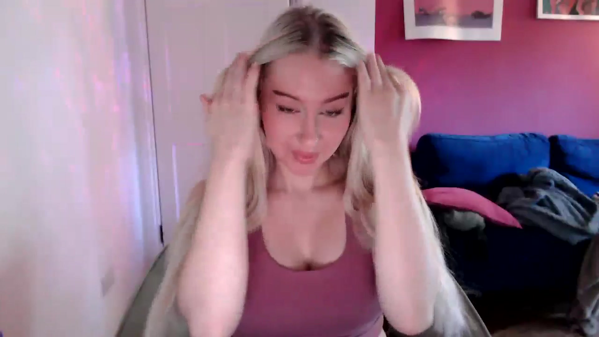 Gallery image thumbnail from PetiteAvax's myfreecams stream on, 09/13/2024, 09:06 image 15 of 20