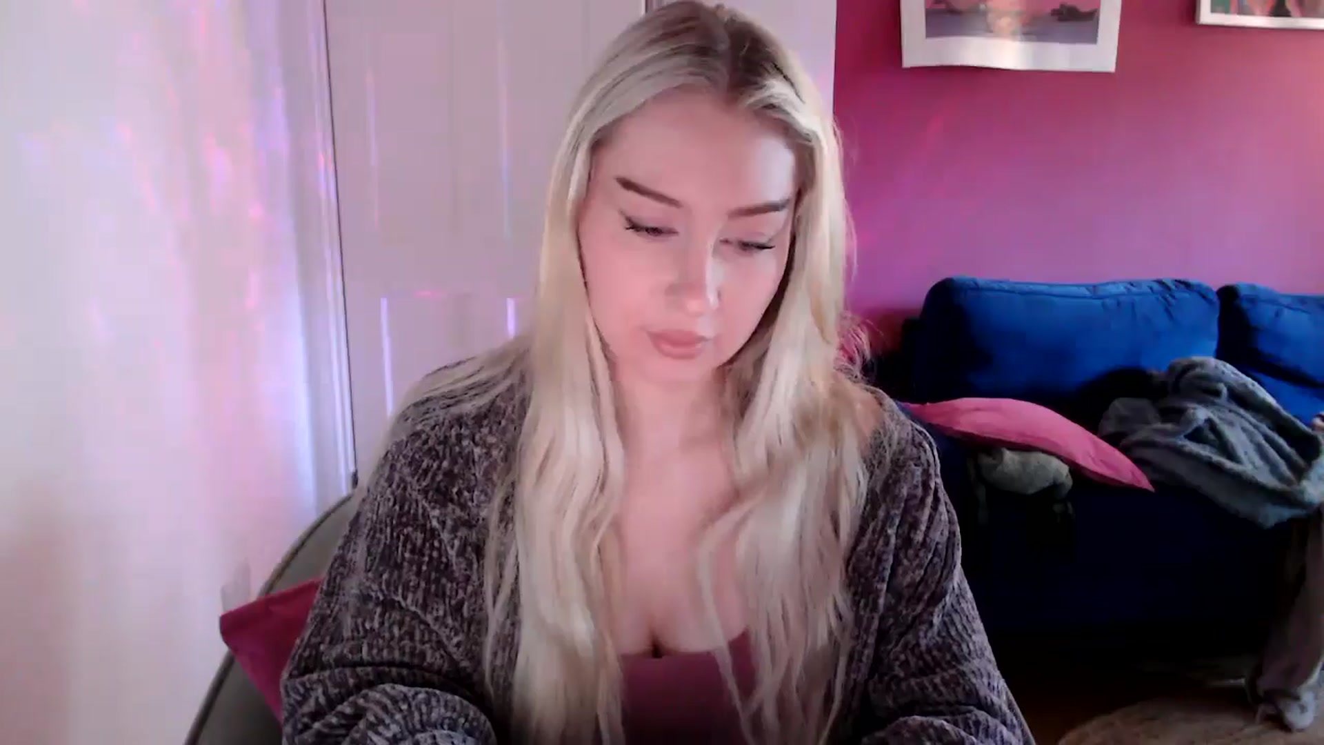 Gallery image thumbnail from PetiteAvax's myfreecams stream on, 09/13/2024, 09:06 image 2 of 20