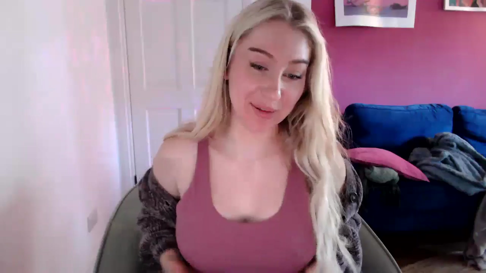 Gallery image thumbnail from PetiteAvax's myfreecams stream on, 09/13/2024, 09:53 image 8 of 20