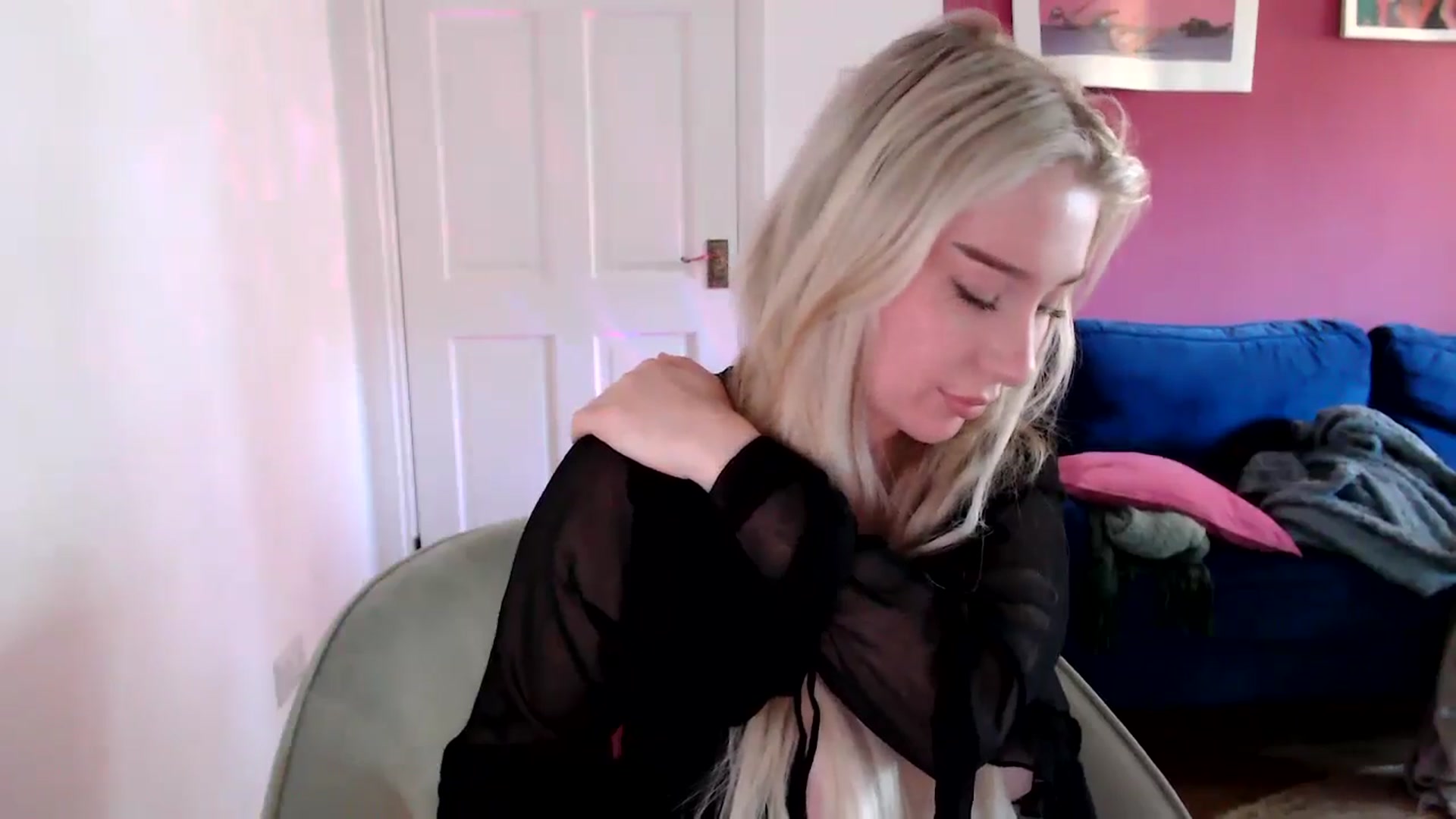 Gallery image thumbnail from PetiteAvax's myfreecams stream on, 09/13/2024, 10:14 image 4 of 20