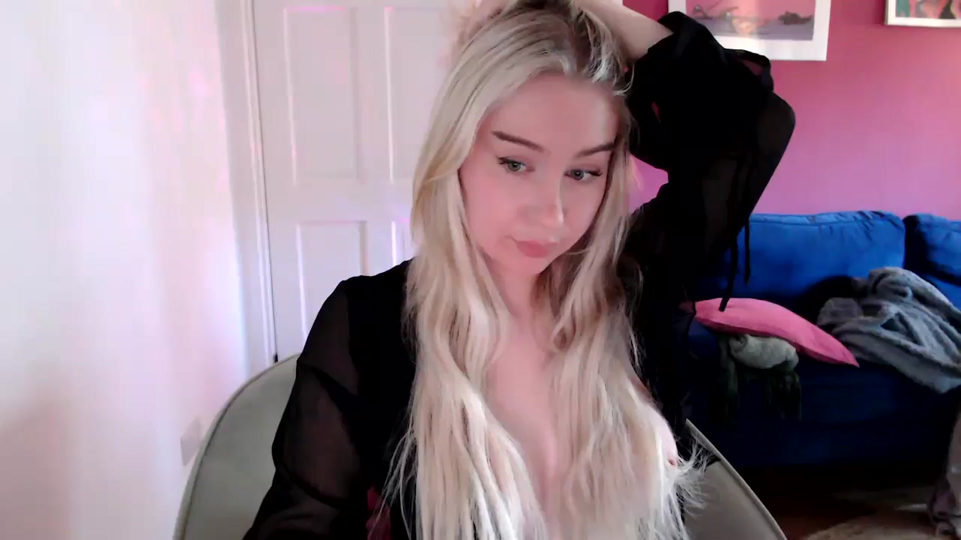Gallery image thumbnail from PetiteAvax's myfreecams stream on, 09/13/2024, 10:14 image 1 of 20