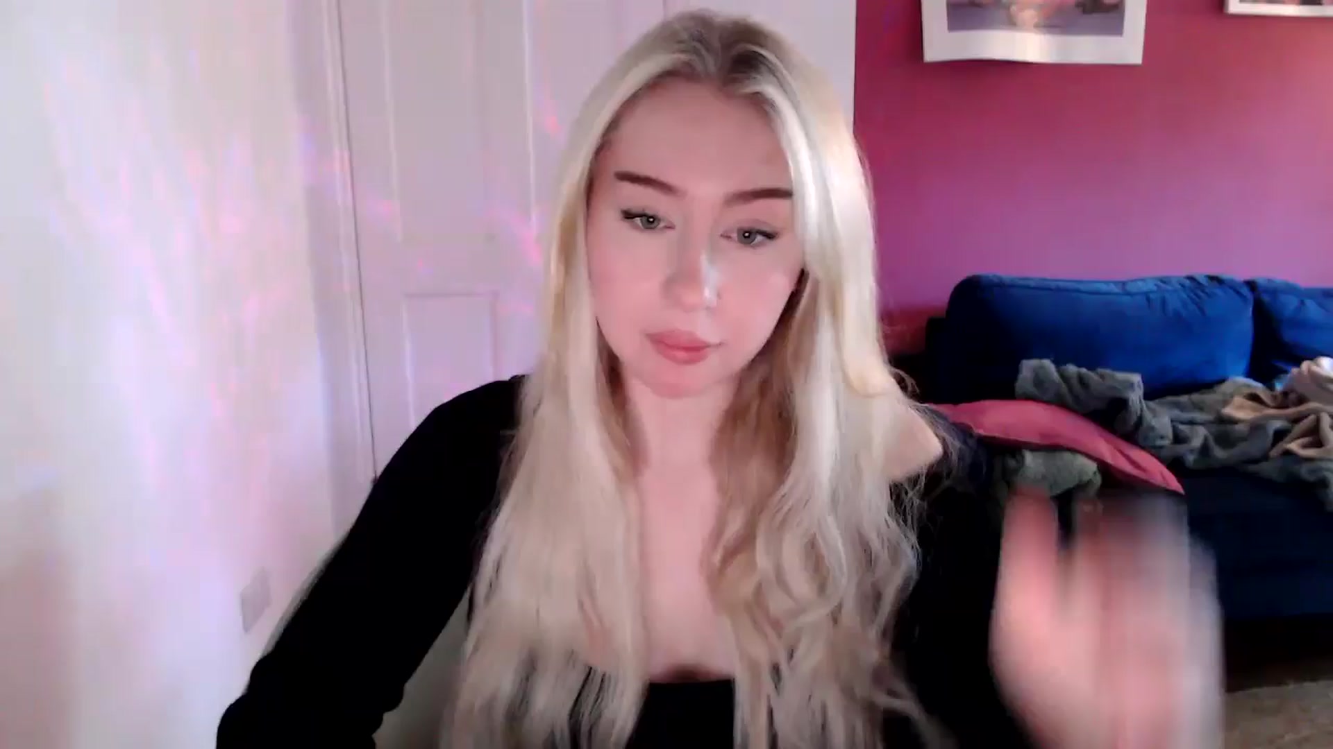 Gallery image thumbnail from PetiteAvax's myfreecams stream on, 09/14/2024, 09:37 image 2 of 20