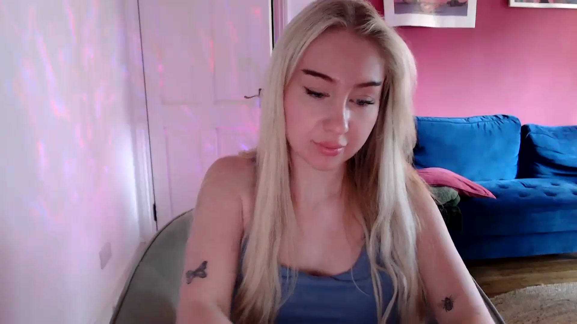 Gallery image thumbnail from PetiteAvax's myfreecams stream on, 09/14/2024, 16:02 image 18 of 20
