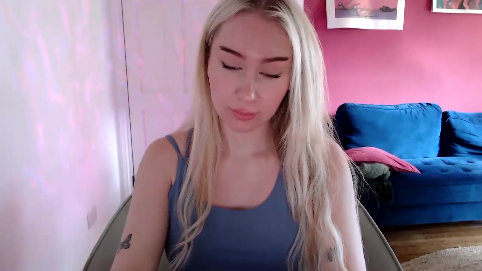 Gallery image thumbnail from PetiteAvax's myfreecams stream on, 09/14/2024, 16:02 image 4 of 20