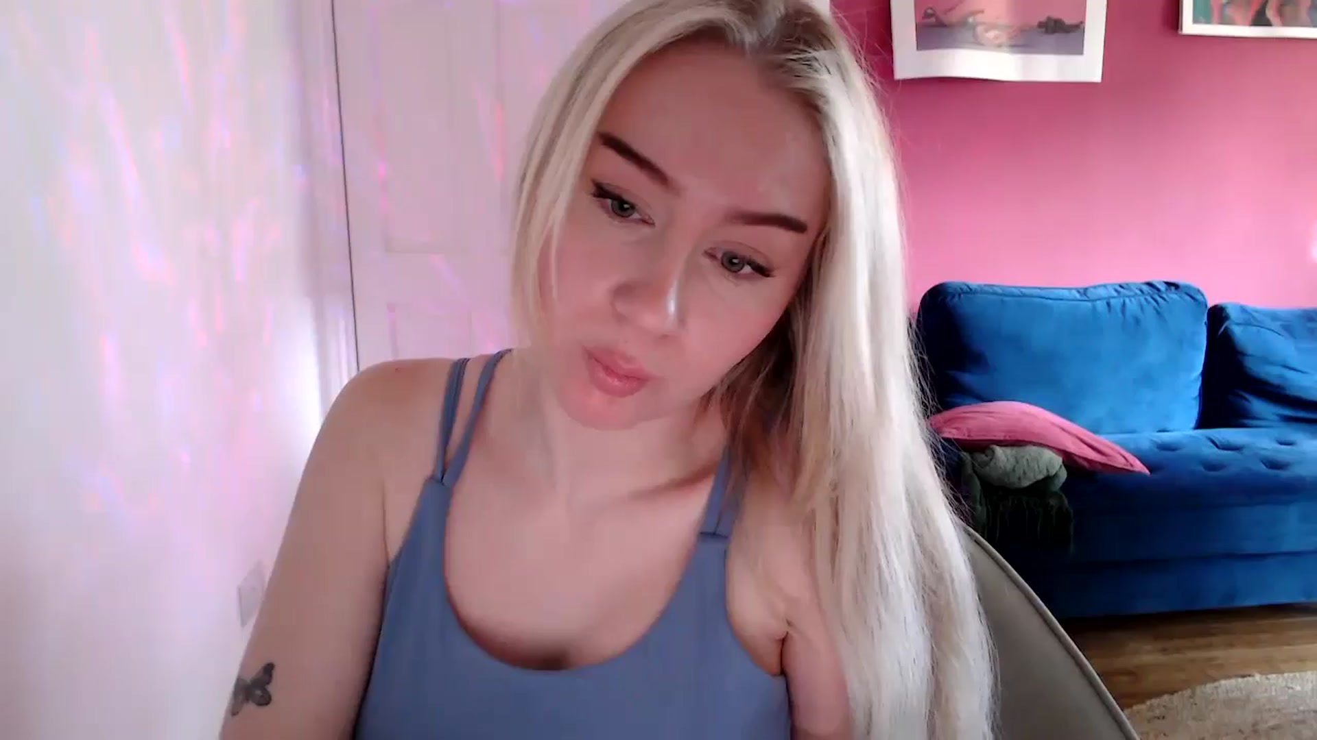 Gallery image thumbnail from PetiteAvax's myfreecams stream on, 09/14/2024, 16:02 image 8 of 20