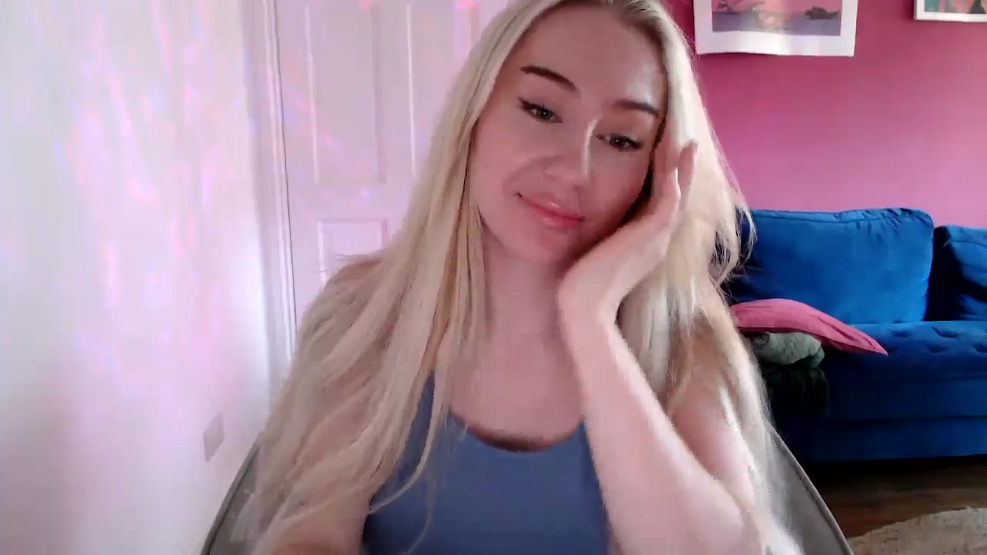 Gallery image thumbnail from PetiteAvax's myfreecams stream on, 09/14/2024, 17:05 image 7 of 20