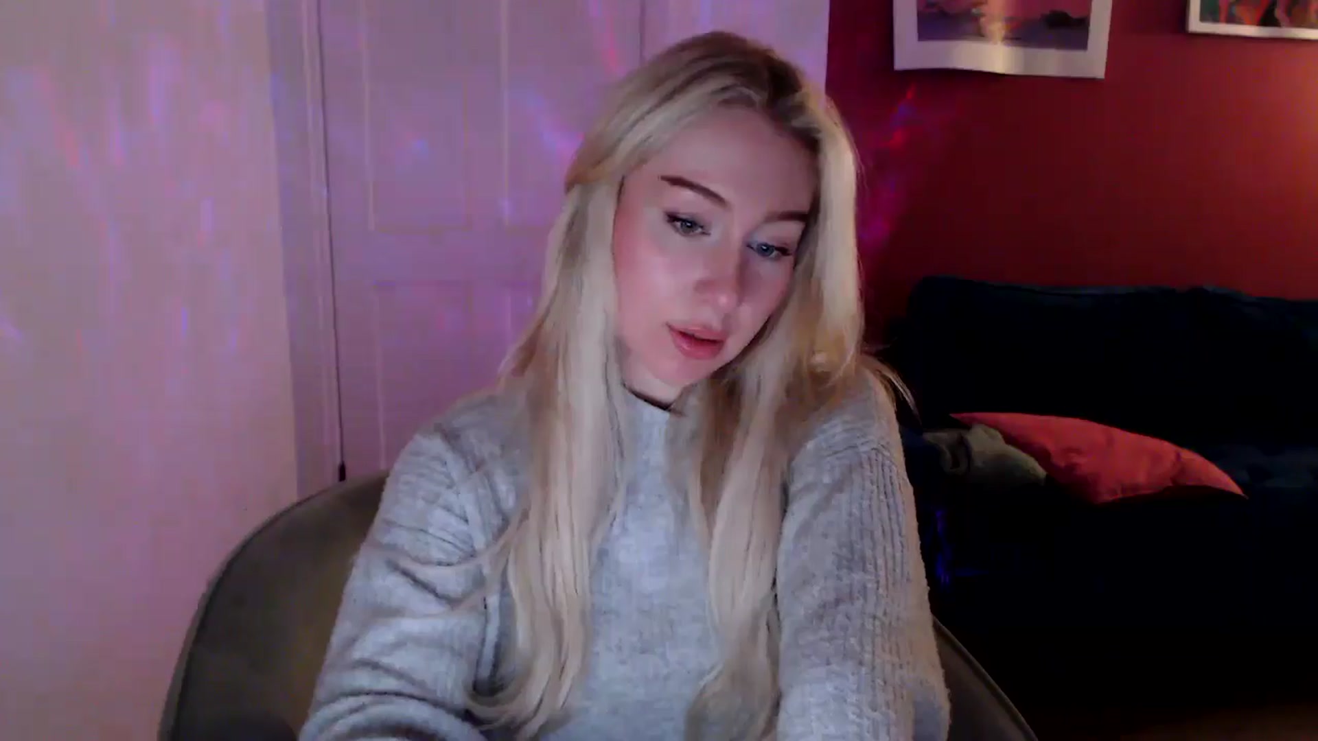 Gallery image thumbnail from PetiteAvax's myfreecams stream on, 09/17/2024, 19:47 image 8 of 20