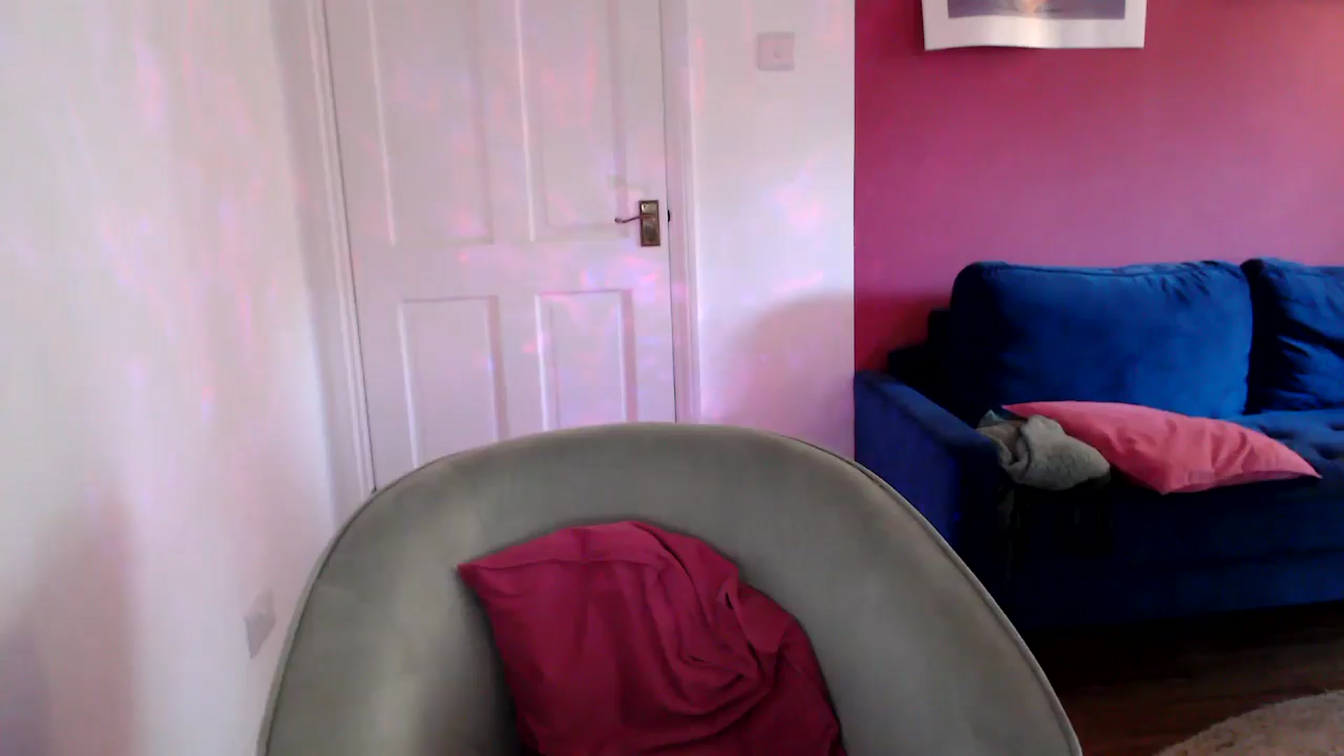 Gallery image thumbnail from PetiteAvax's myfreecams stream on, 09/18/2024, 08:32 image 14 of 20