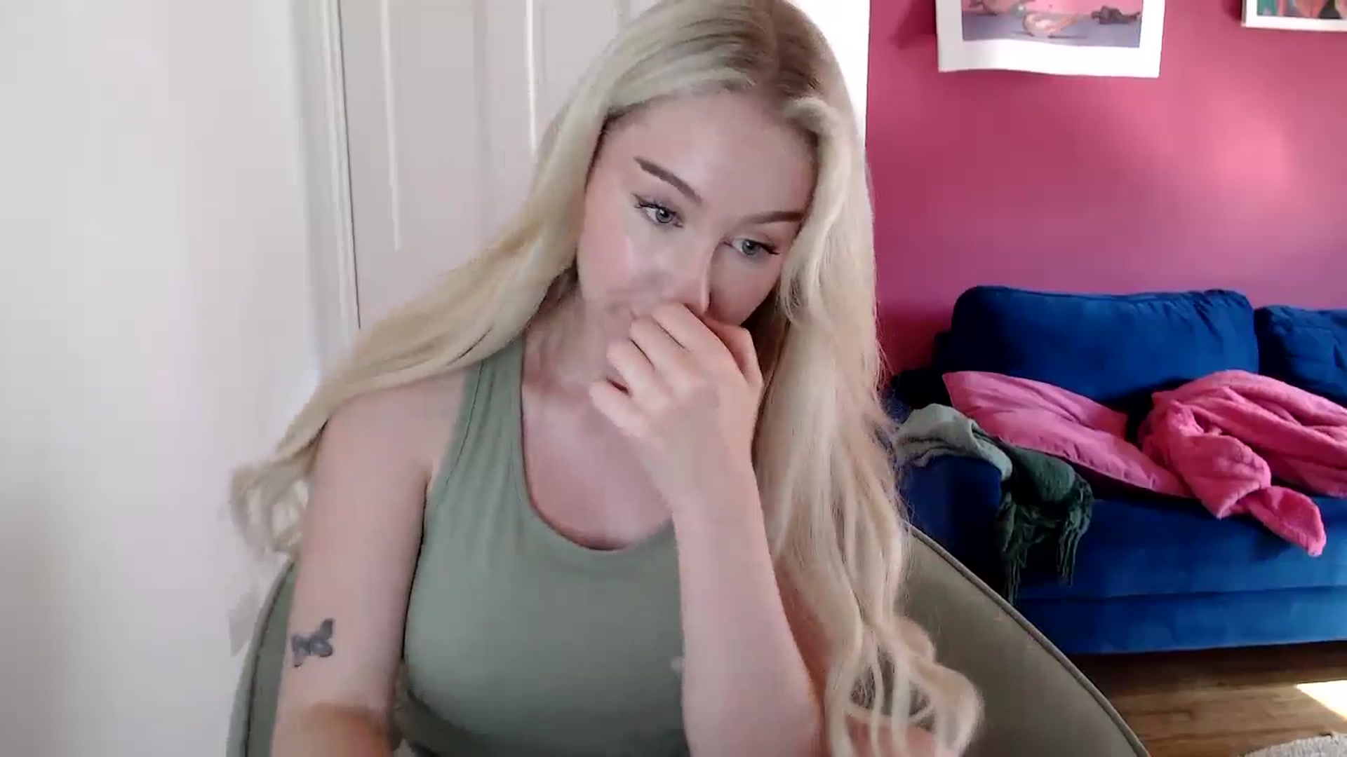 Gallery image thumbnail from PetiteAvax's myfreecams stream on, 09/19/2024, 15:13 image 8 of 20