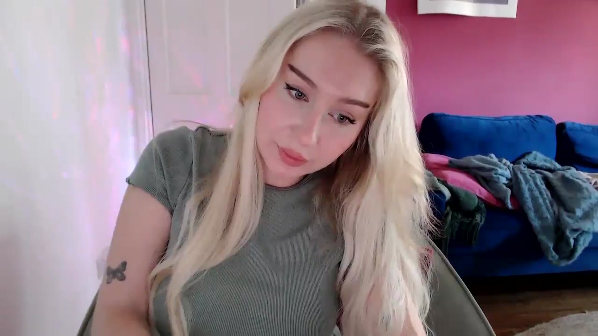 Gallery image thumbnail from PetiteAvax's myfreecams stream on, 09/20/2024, 10:36 image 20 of 20