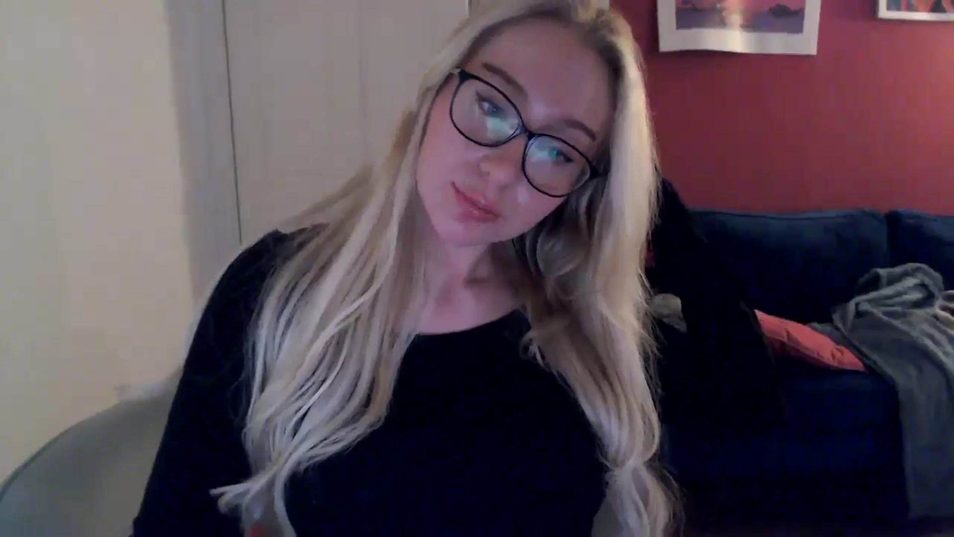 Gallery image thumbnail from PetiteAvax's myfreecams stream on, 09/20/2024, 22:48 image 9 of 20