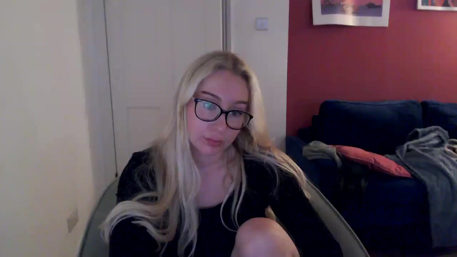Gallery image thumbnail from PetiteAvax's myfreecams stream on, 09/20/2024, 22:48 image 3 of 20