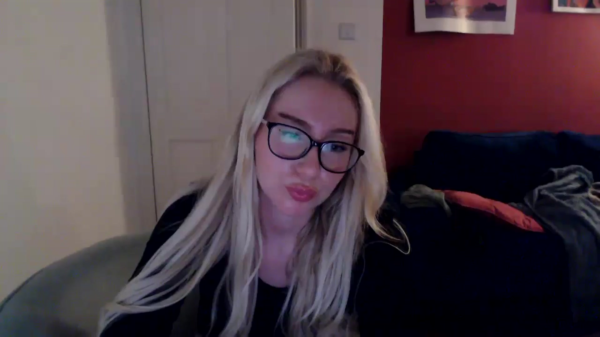 Gallery image thumbnail from PetiteAvax's myfreecams stream on, 09/20/2024, 22:48 image 10 of 20