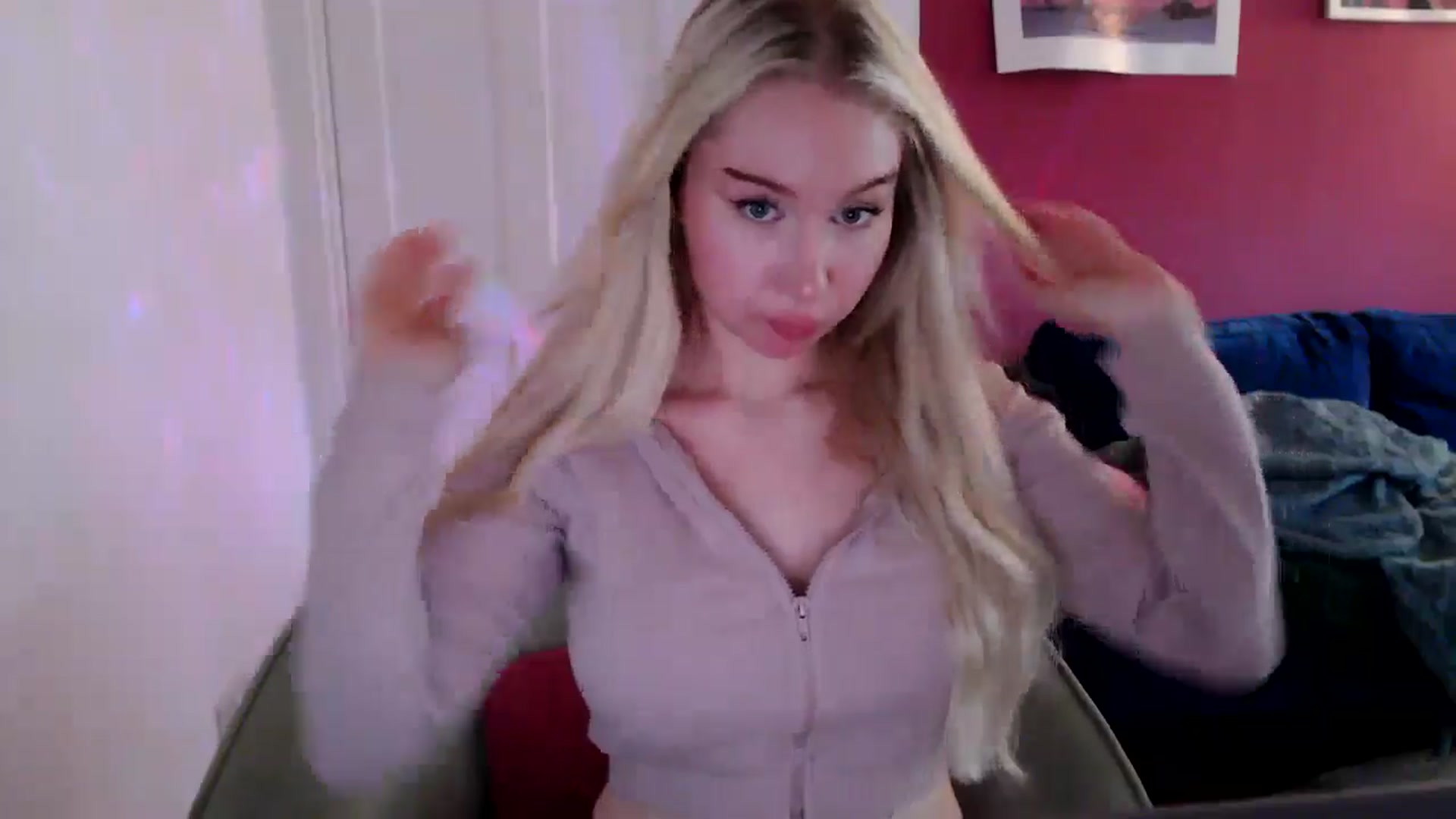 Gallery image thumbnail from PetiteAvax's myfreecams stream on, 09/23/2024, 09:24 image 4 of 20