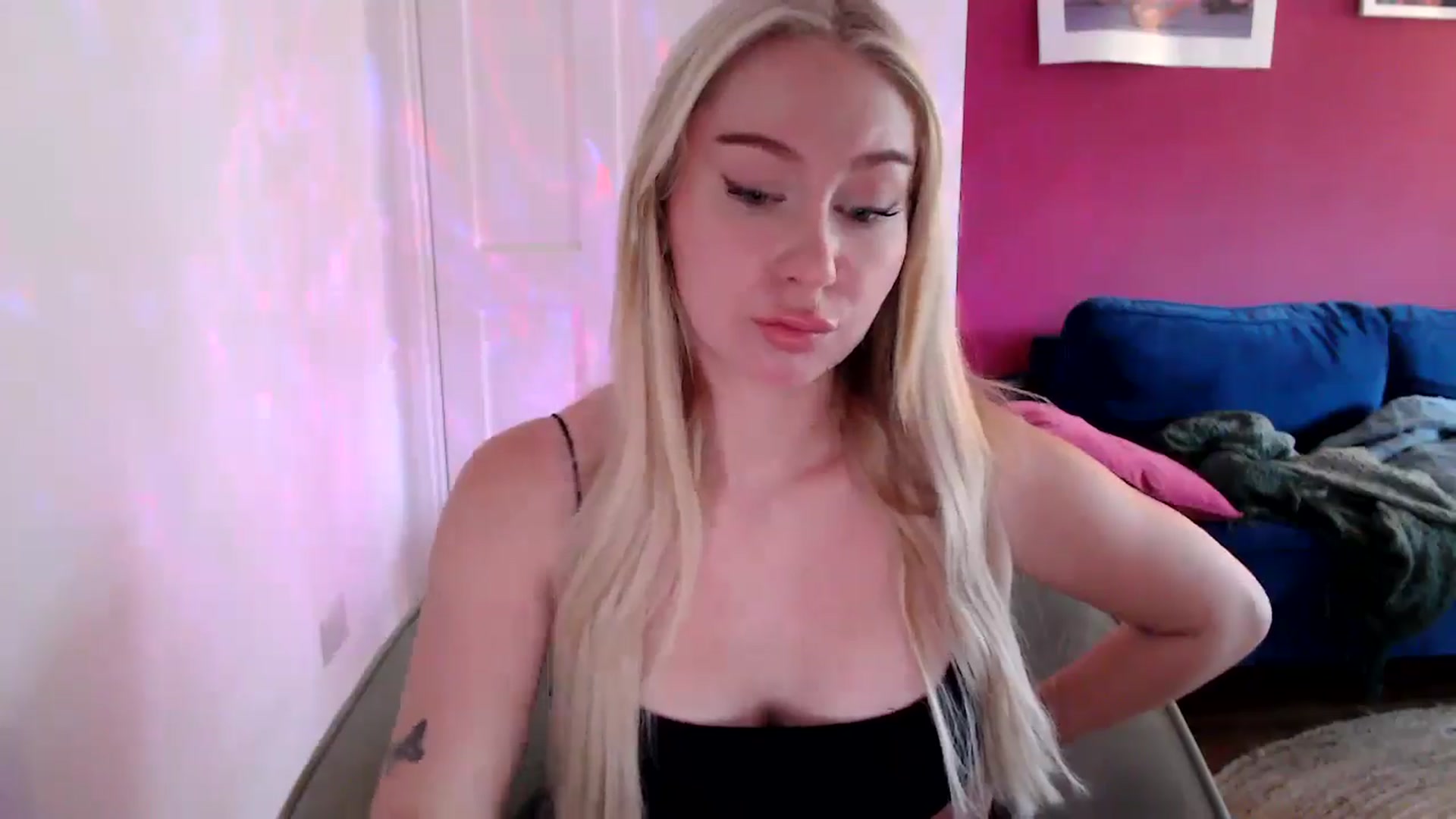 Gallery image thumbnail from PetiteAvax's myfreecams stream on, 09/24/2024, 09:57 image 19 of 20