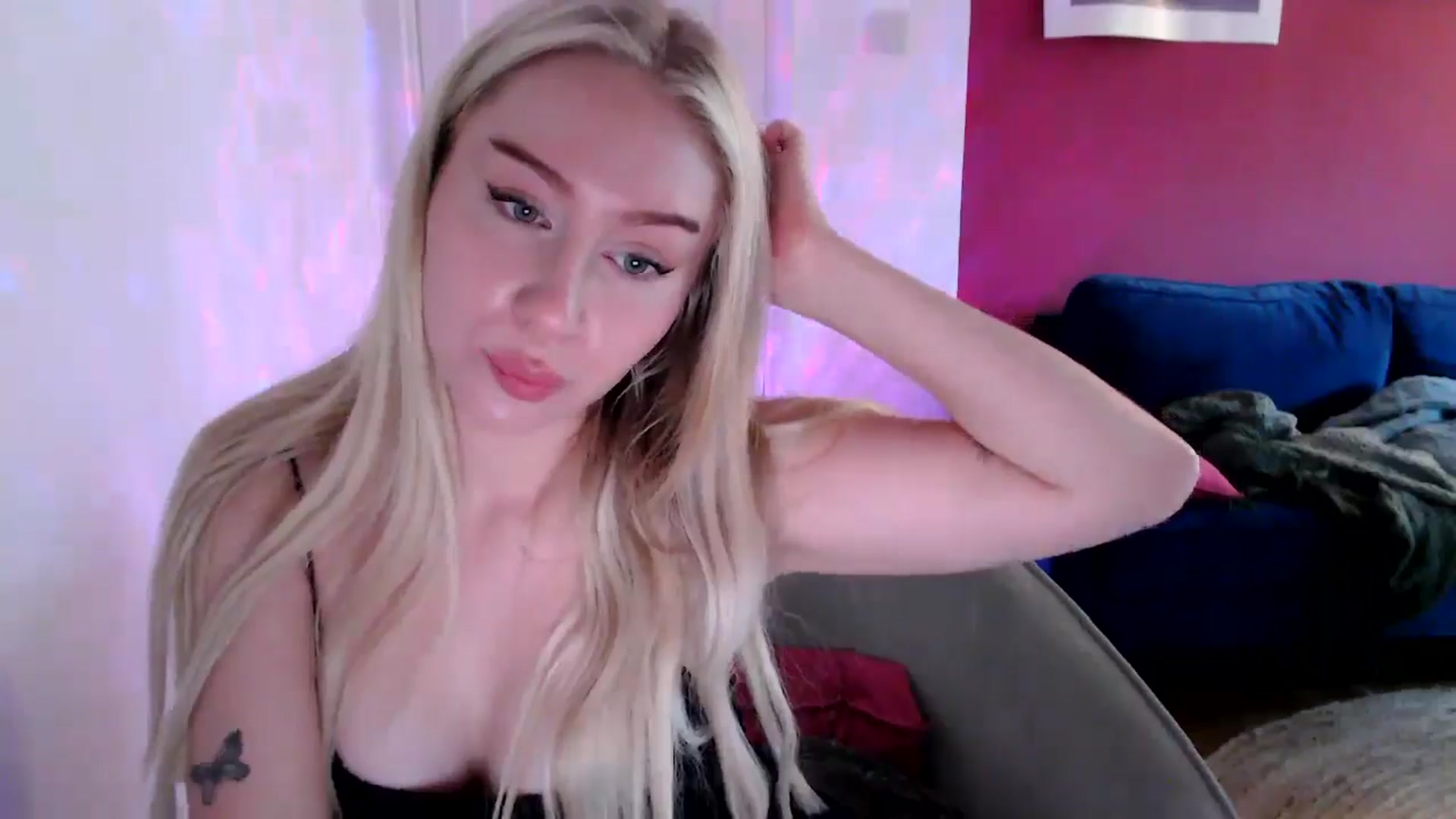Gallery image thumbnail from PetiteAvax's myfreecams stream on, 09/24/2024, 09:57 image 8 of 20