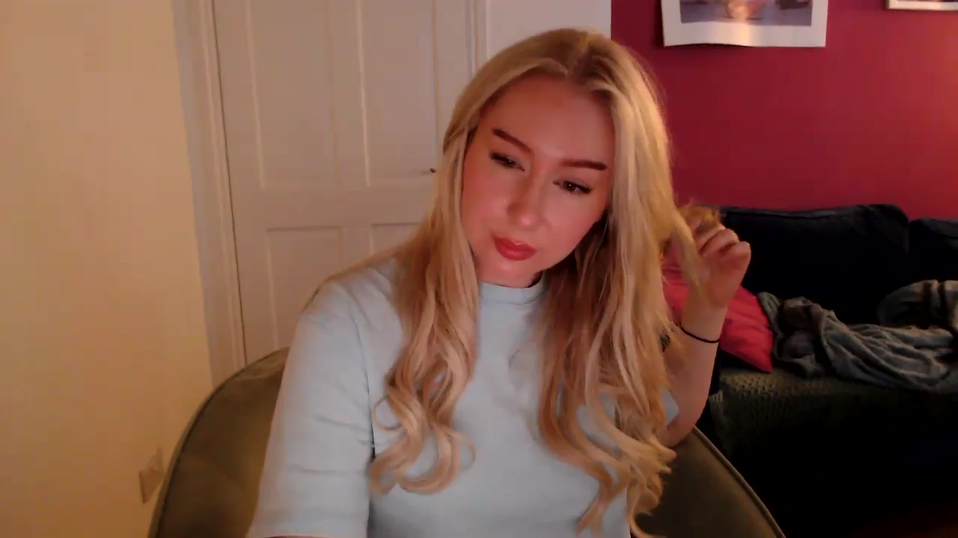 Gallery image thumbnail from PetiteAvax's myfreecams stream on, 09/24/2024, 18:25 image 9 of 20
