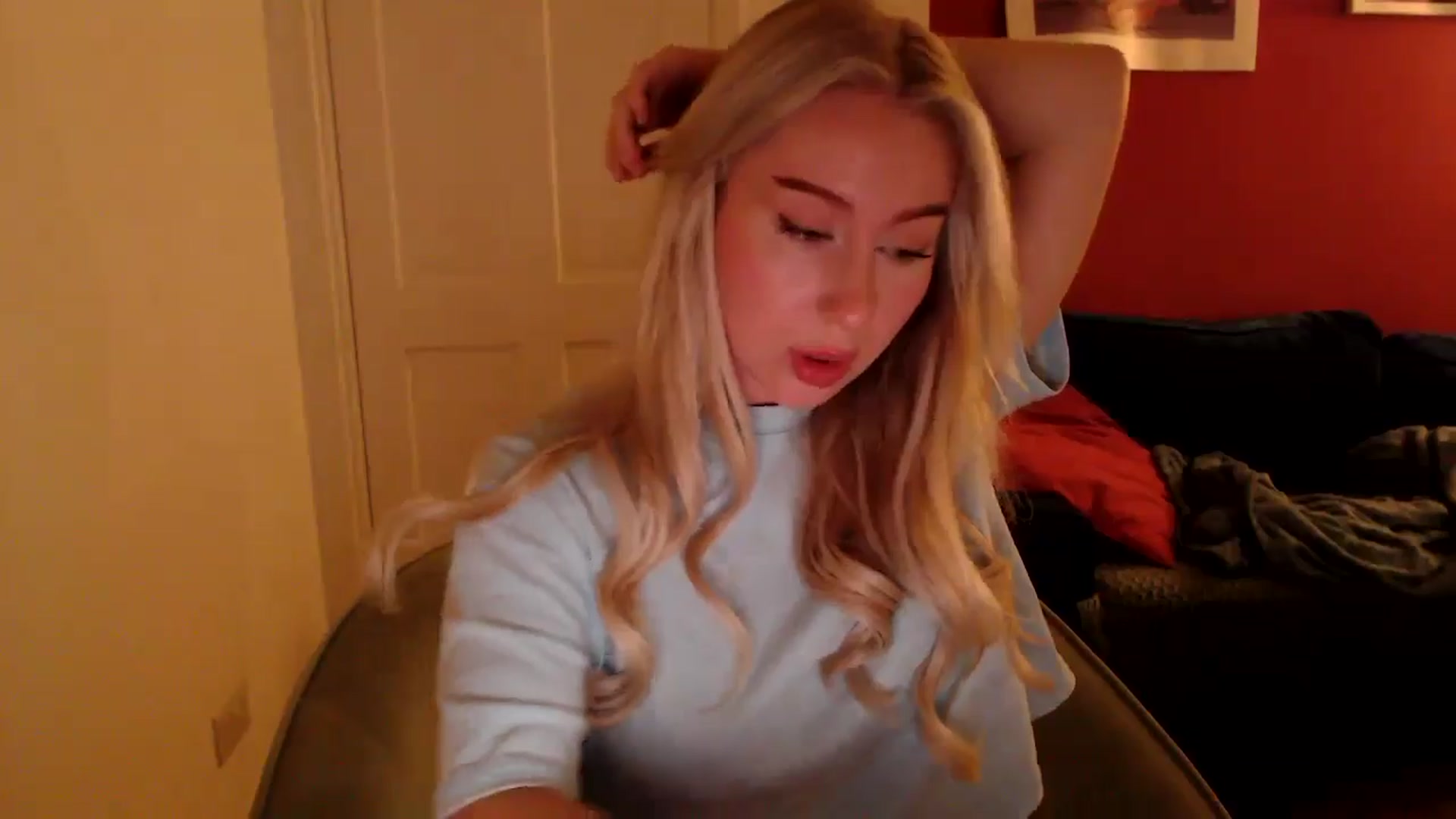 Gallery image thumbnail from PetiteAvax's myfreecams stream on, 09/24/2024, 18:25 image 13 of 20