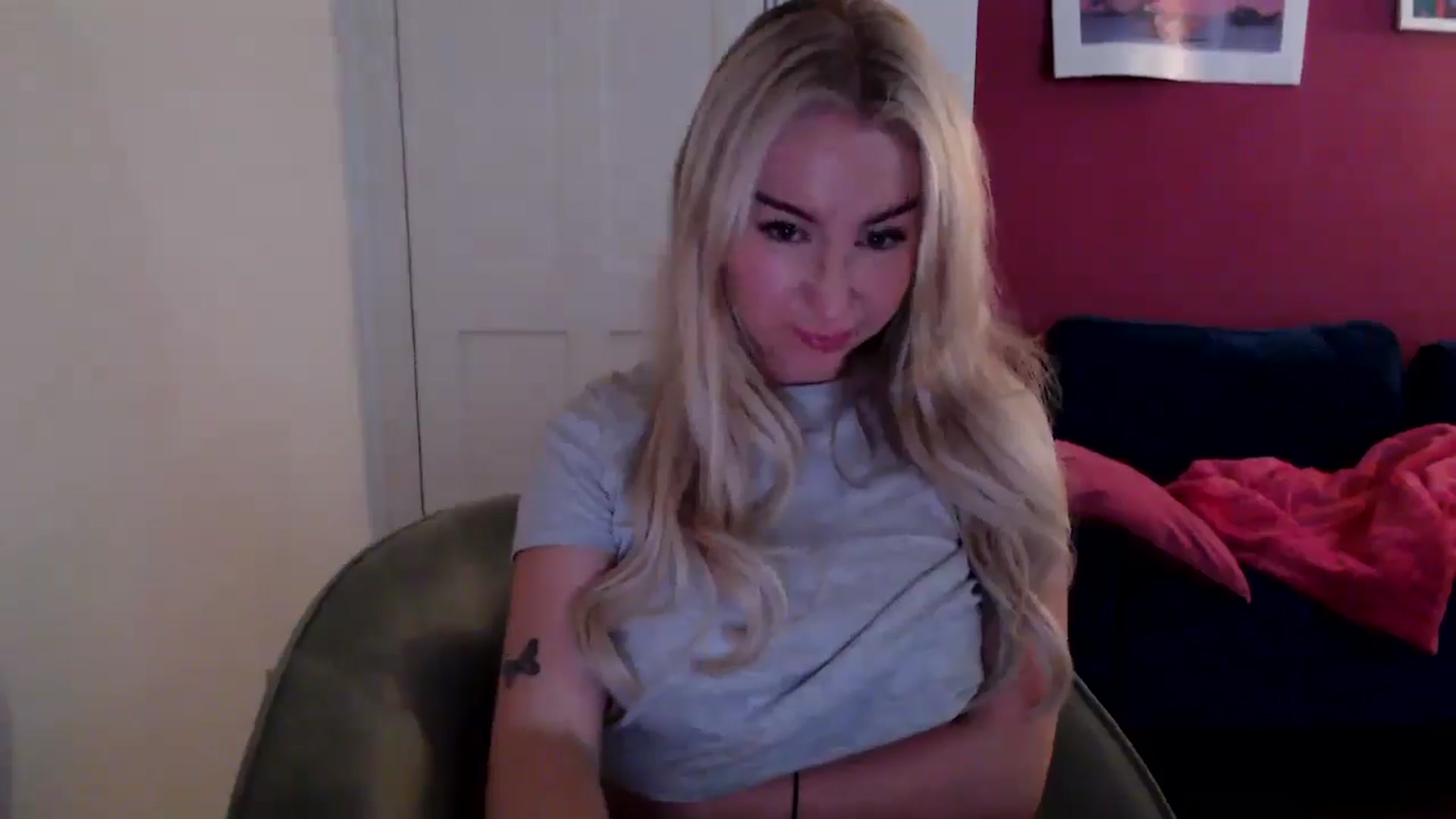 Gallery image thumbnail from PetiteAvax's myfreecams stream on, 09/25/2024, 19:13 image 14 of 20